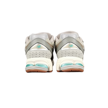 New Balance 2002R Oasis